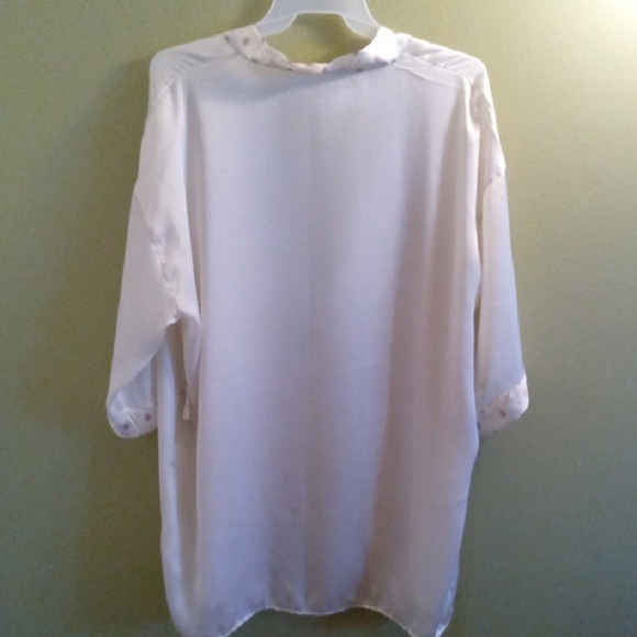 Womans L Body Drama Chic Pink and White Robe for Intimate Comfort - Picture 4 of 4